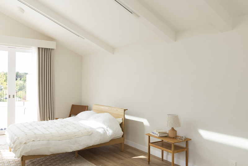 明るく開放的な空間