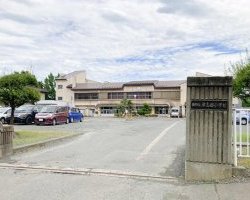 津志田小学校